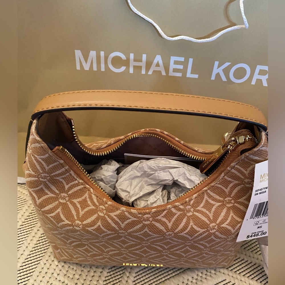 Michael Kors Ember Small Messenger Bag - Picture 7 of 8
